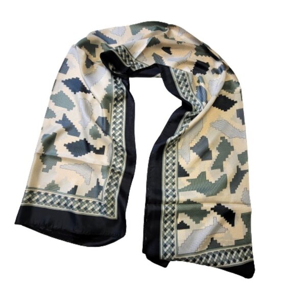 Cream and Green Scarf Light Long Rectangular - NEW - Picture 1 of 5